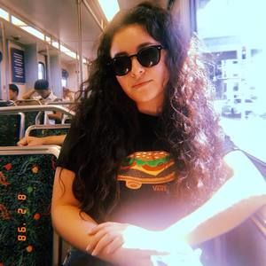 Meet your Posher, Ariana